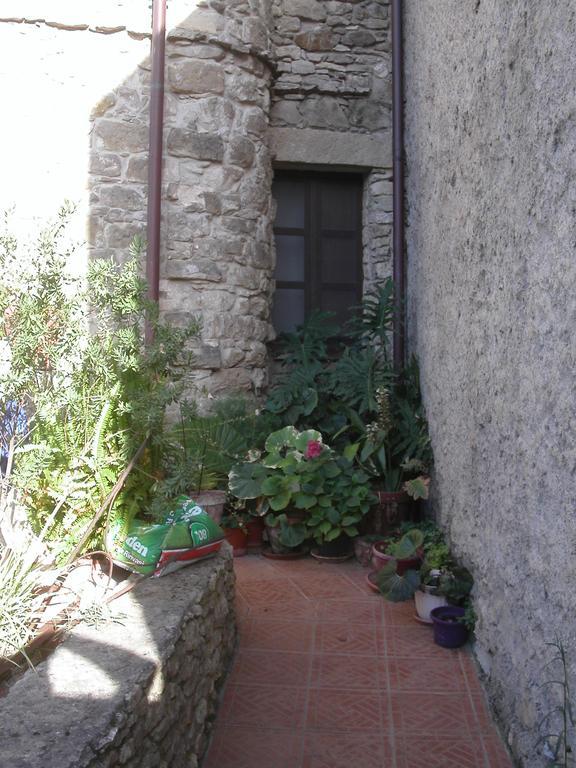 Locanda La Rosa Pauli Arbarei Exterior foto